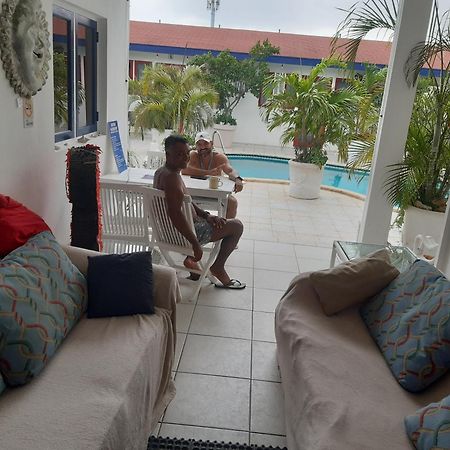 Palmita Hostel Aruba Oranjestad Zewnętrze zdjęcie