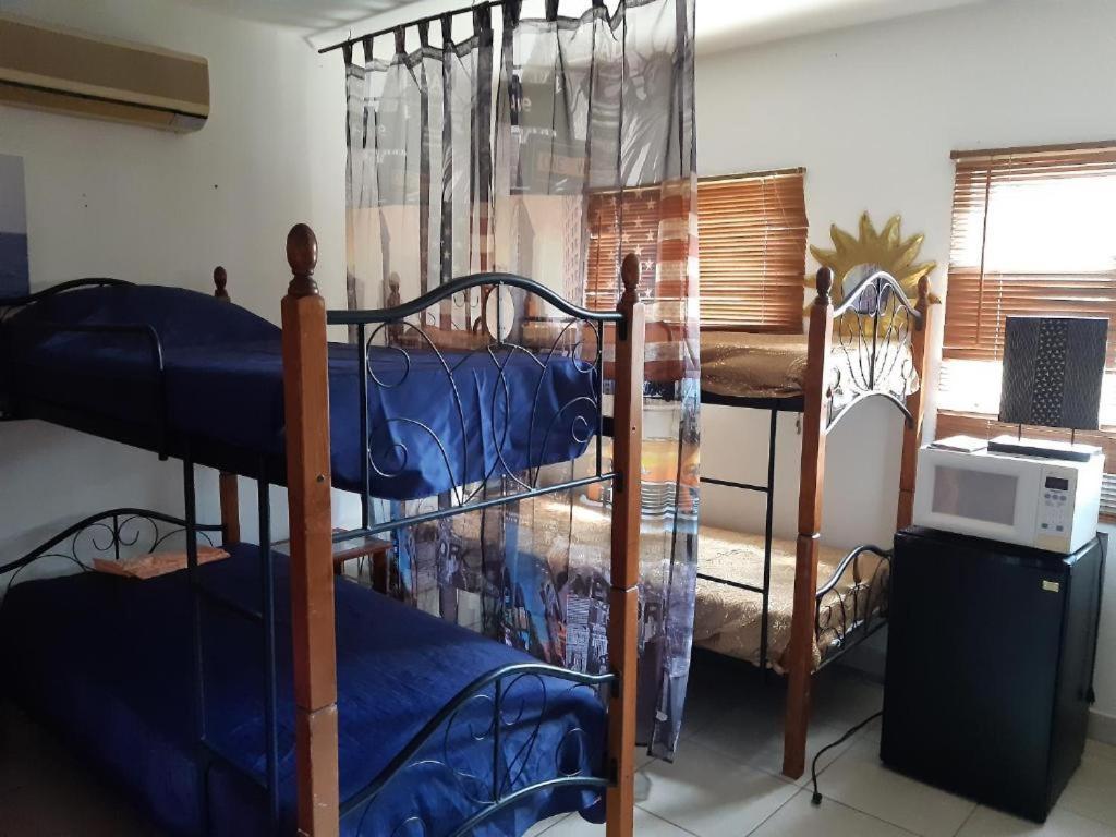 Palmita Hostel Aruba Oranjestad Zewnętrze zdjęcie